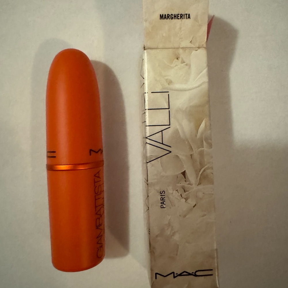 MAC Cosmetics LE Giambattista Valli in Margherita